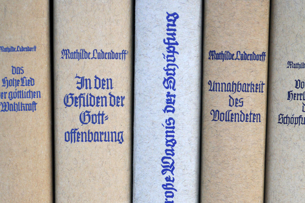 Philosophische Werke von Mathilde Ludendorff